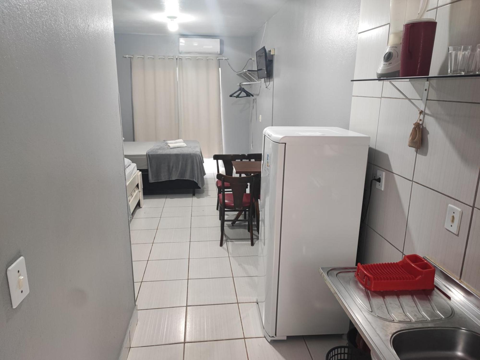Estudios Individual Na Meia Praia Ar, Wifi, Vaga, Cozinha, Tv Smart - 6 X No Cartao Sem Juros Itapema Bagian luar foto